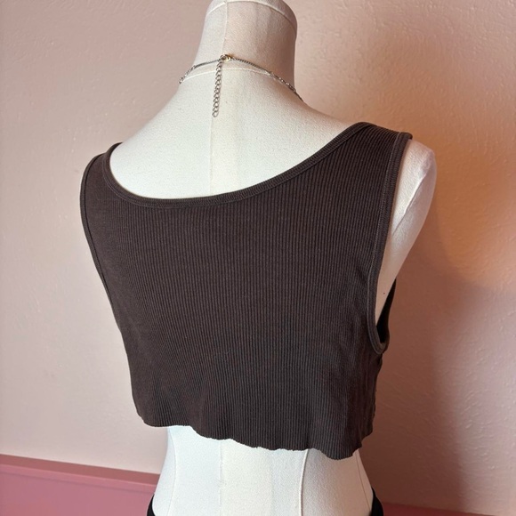 Old Navy chocolate brown cropped lace up top sz large - Picture 5 of 8